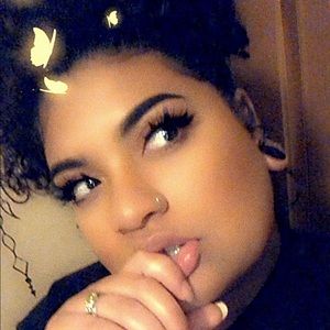 Meet your Posher, Sidney